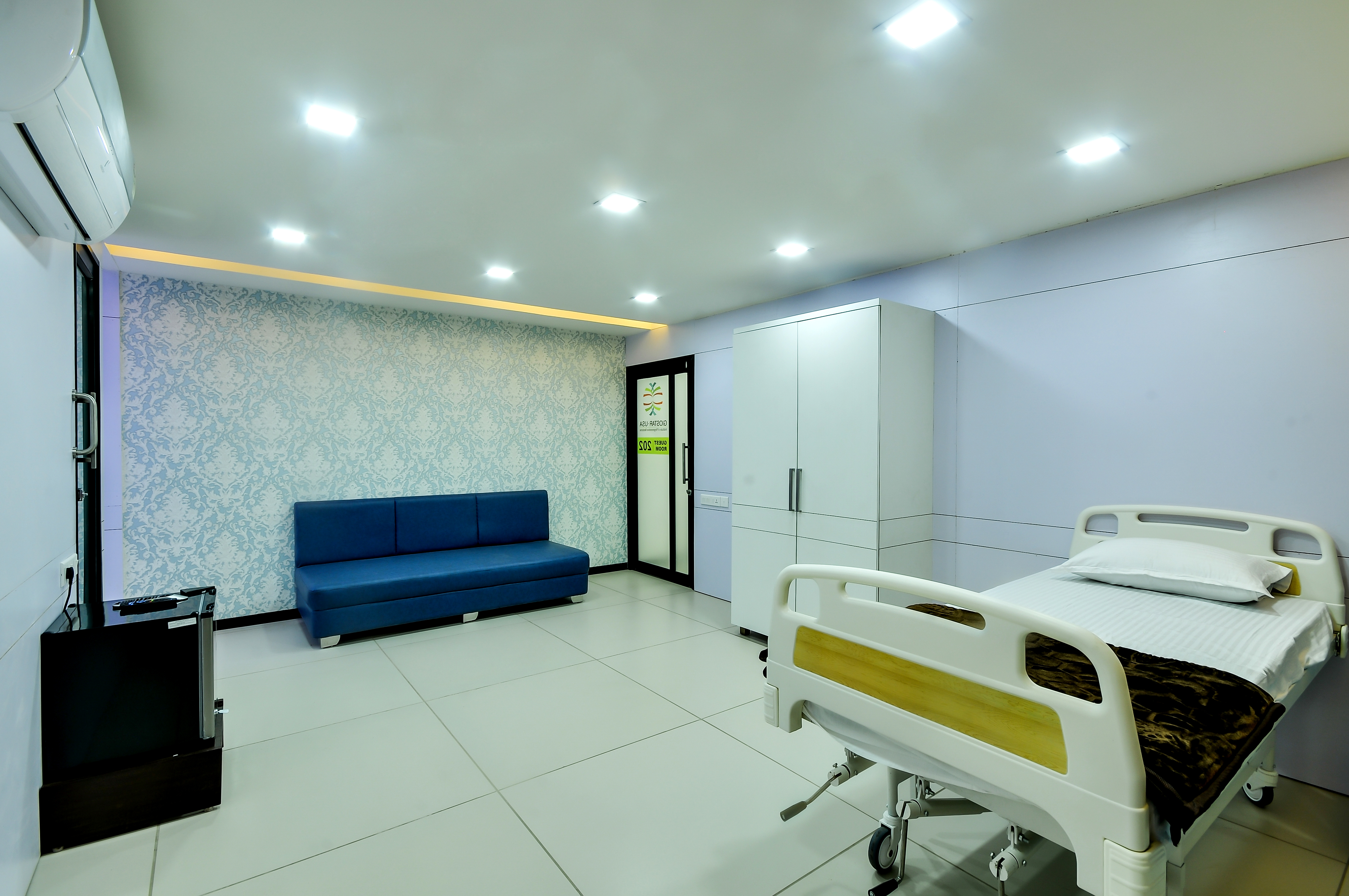 GIOSTAR Stem Cell Hospital Guest Room 204