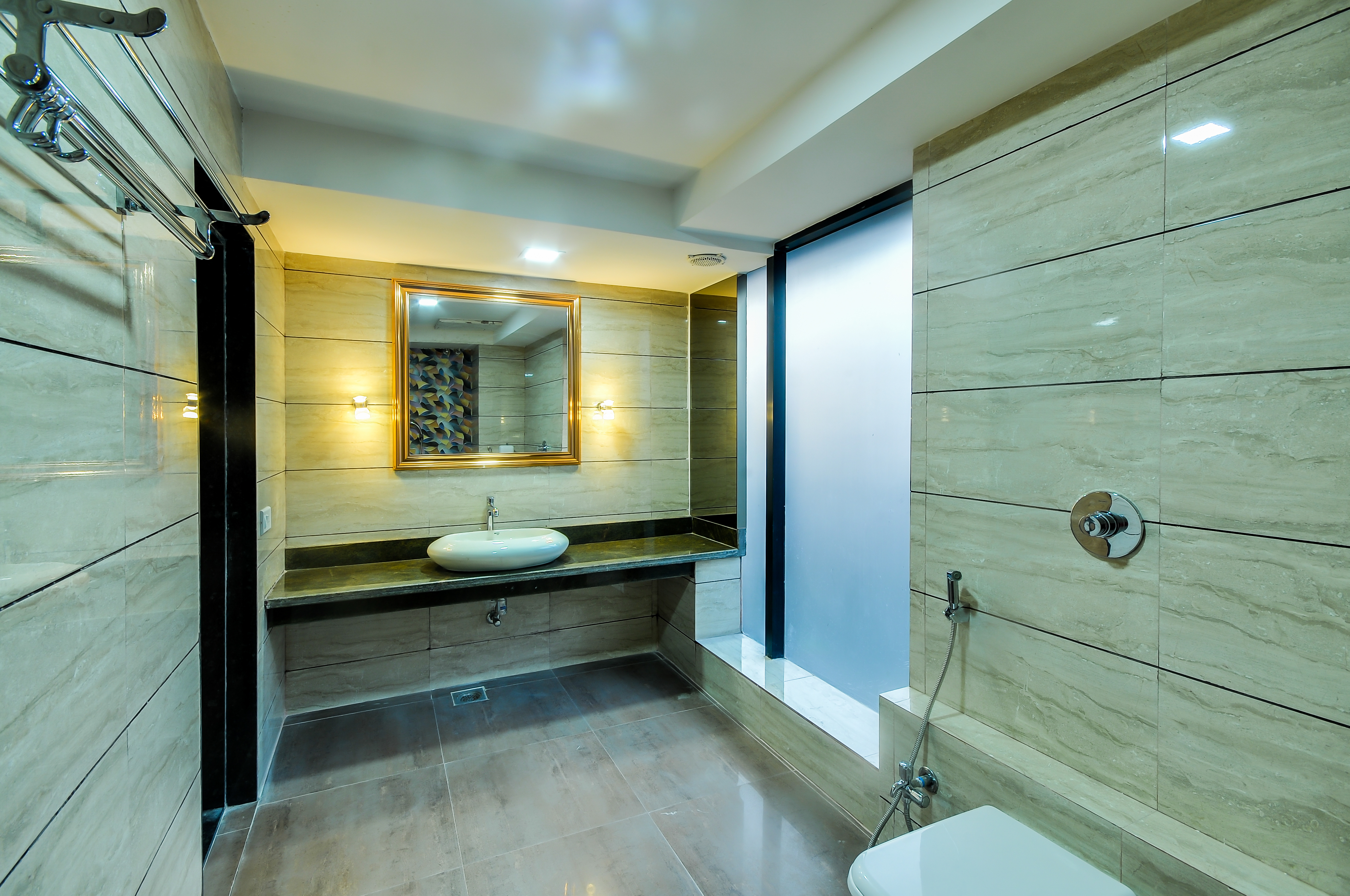 GIOSTAR Stem Cell Hospital Guest Room 201 Bathroom
